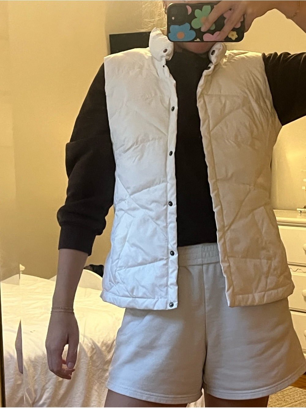 Classic White Quilted Puffer Vest - Women